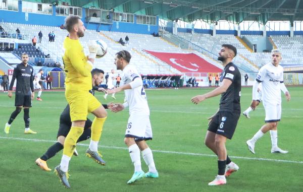 Bursalı kaleciden 1.Lig ekibine ağır darbe!