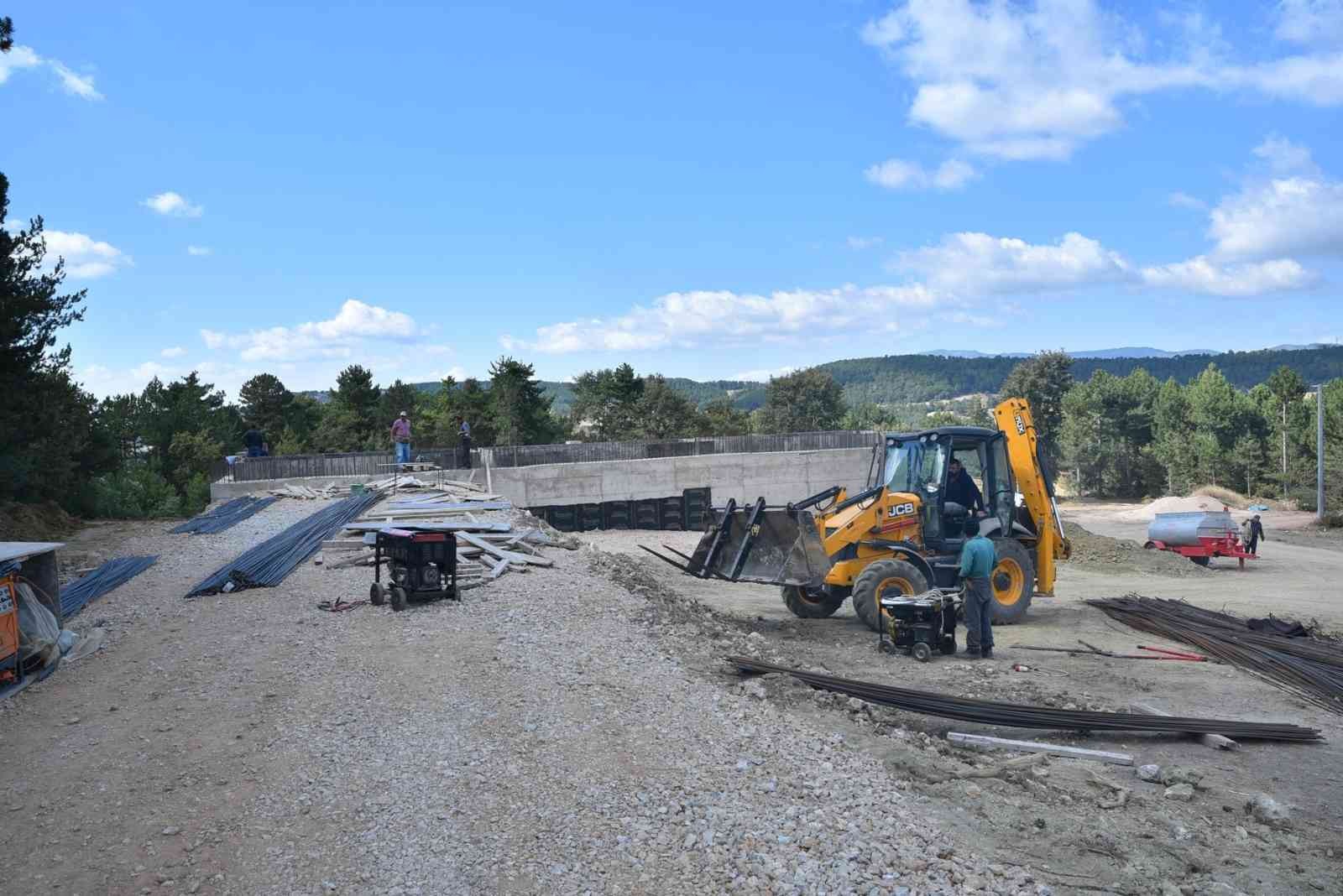 Keles evsel atıklardan kurtuluyor Keles evsel atıklardan kurtuluyor