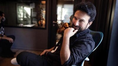 Hem yakışıklı hem romantik! Tarkan, eşine olan aşkını böyle haykırdı
