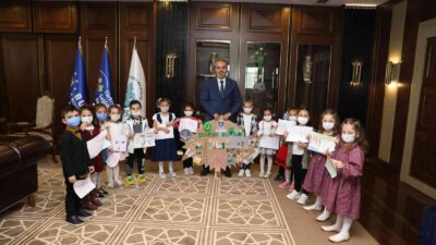 Minik öğrencilerin ‘Başkanı Tanıma’ dersi