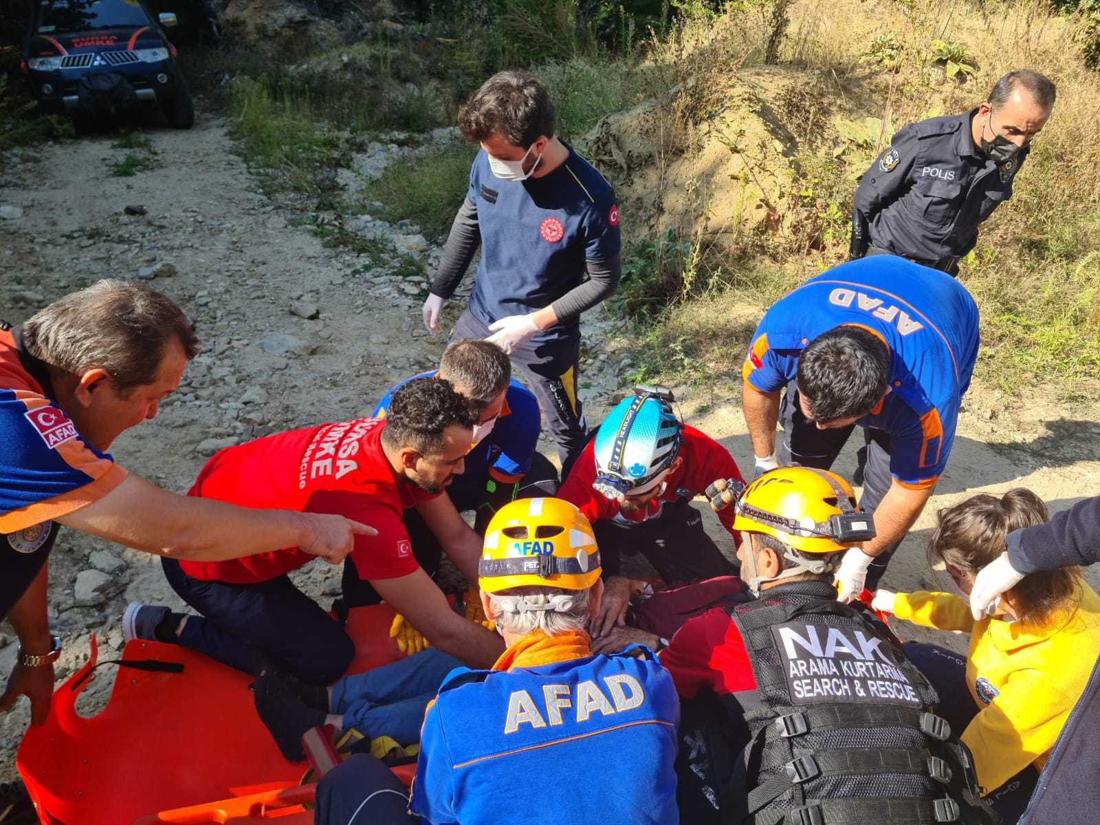 Bursa’da sahibinin gezintiye çıkardığı köpek, kayıp yaşlı adamı buldu