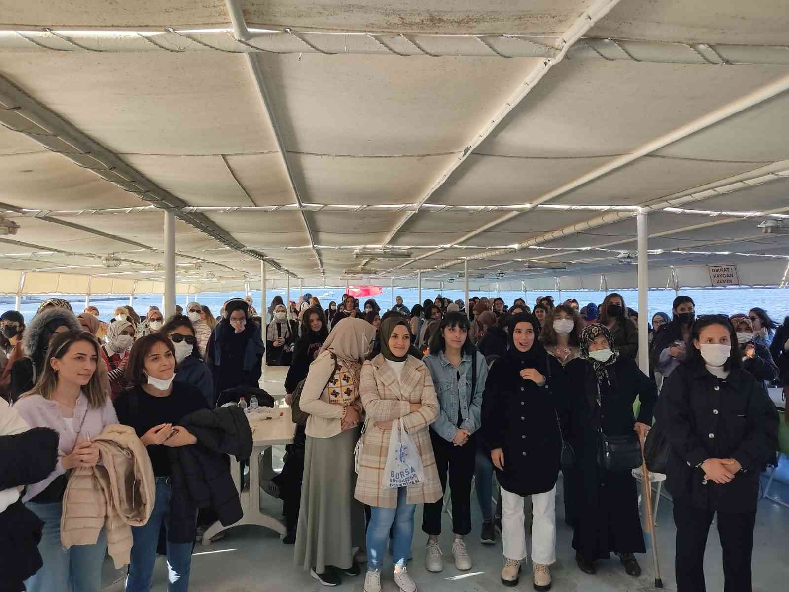 Üniversitelilerin deniz sefası