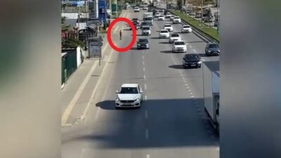 Bursa’da 4 şeritli otoyolda korku dolu anlar!