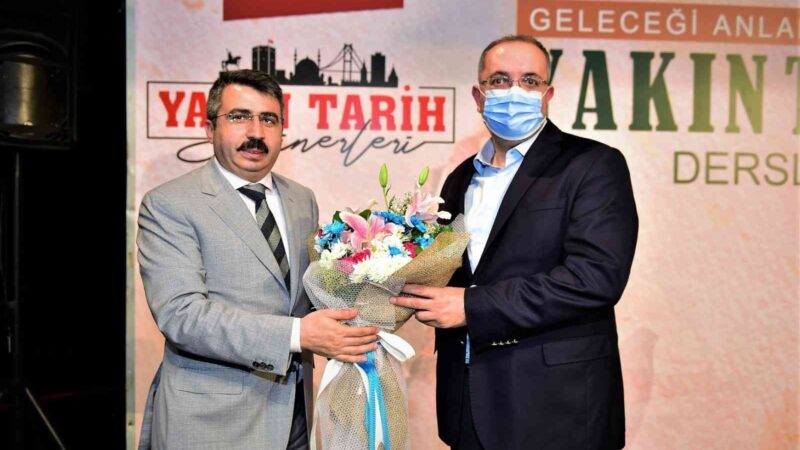Yıldırım’da ‘Yakın Tarih Seminerleri’ başladı Yıldırım Belediyesi tarafından düzenlenen 'Yakın Tarih Seminerleri'nin ilk konuğu Millî