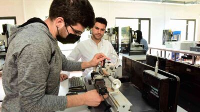 Yıldırımlı gençler meslek sahibi oluyor