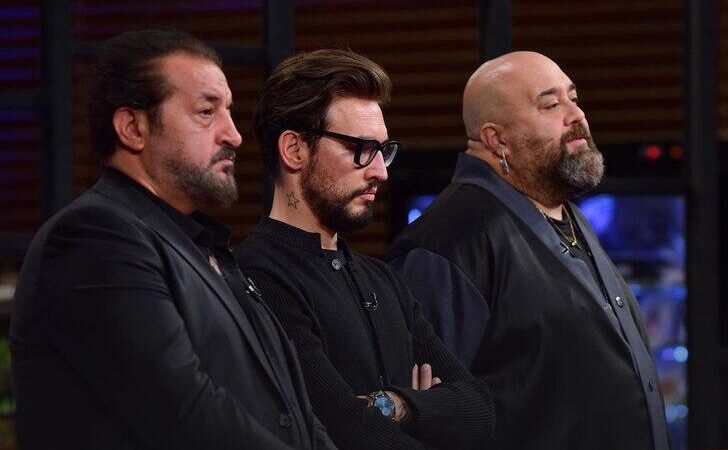 MasterChef’te elenen isim belli oldu MasterChef Türkiye 2021'in 21 Kasım Pazar akşamı ekrana gelen yeni