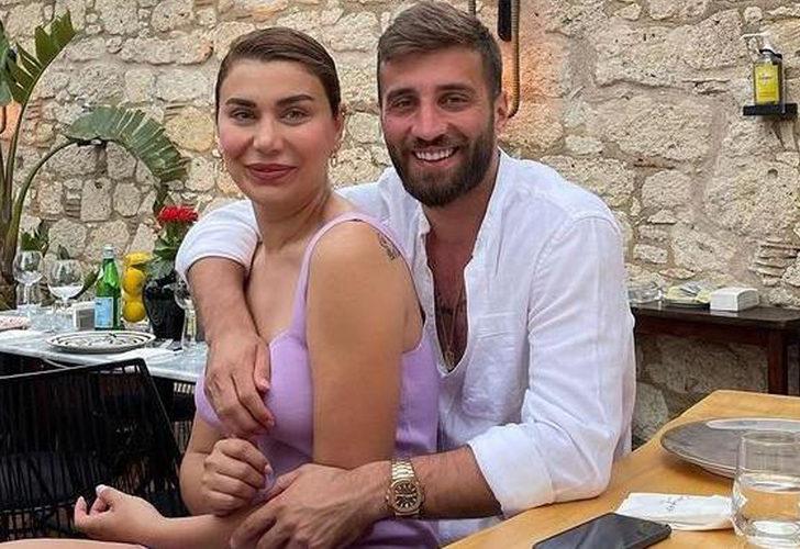 Ebru Şancı ve Alpaslan Öztürk’ün yazışmalarına yorum yağdı