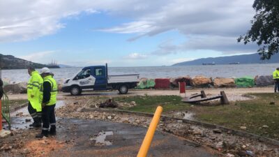 Büyükşehir’de lodos mesaisi