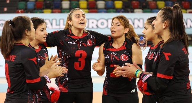 Kadın Milller, Golbol Avrupa Şampiyonası’nda yarıfinalde