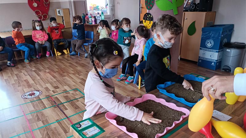 Yeteneklerini STEM metoduyla geliştiriyorlar