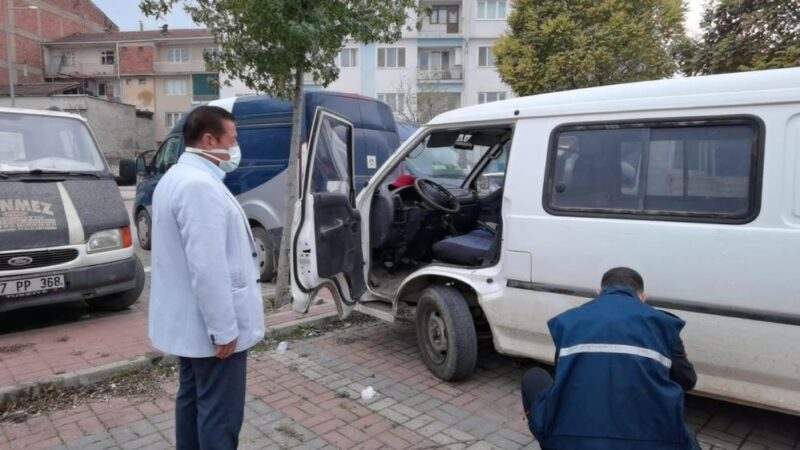 Yer: Bursa… Bulununca büyük sevinç yaşadı Bursa’nın İnegöl ilçesinde, bir sağlık memurunun nöbetteyken minibüsü çalındı. Çalınan