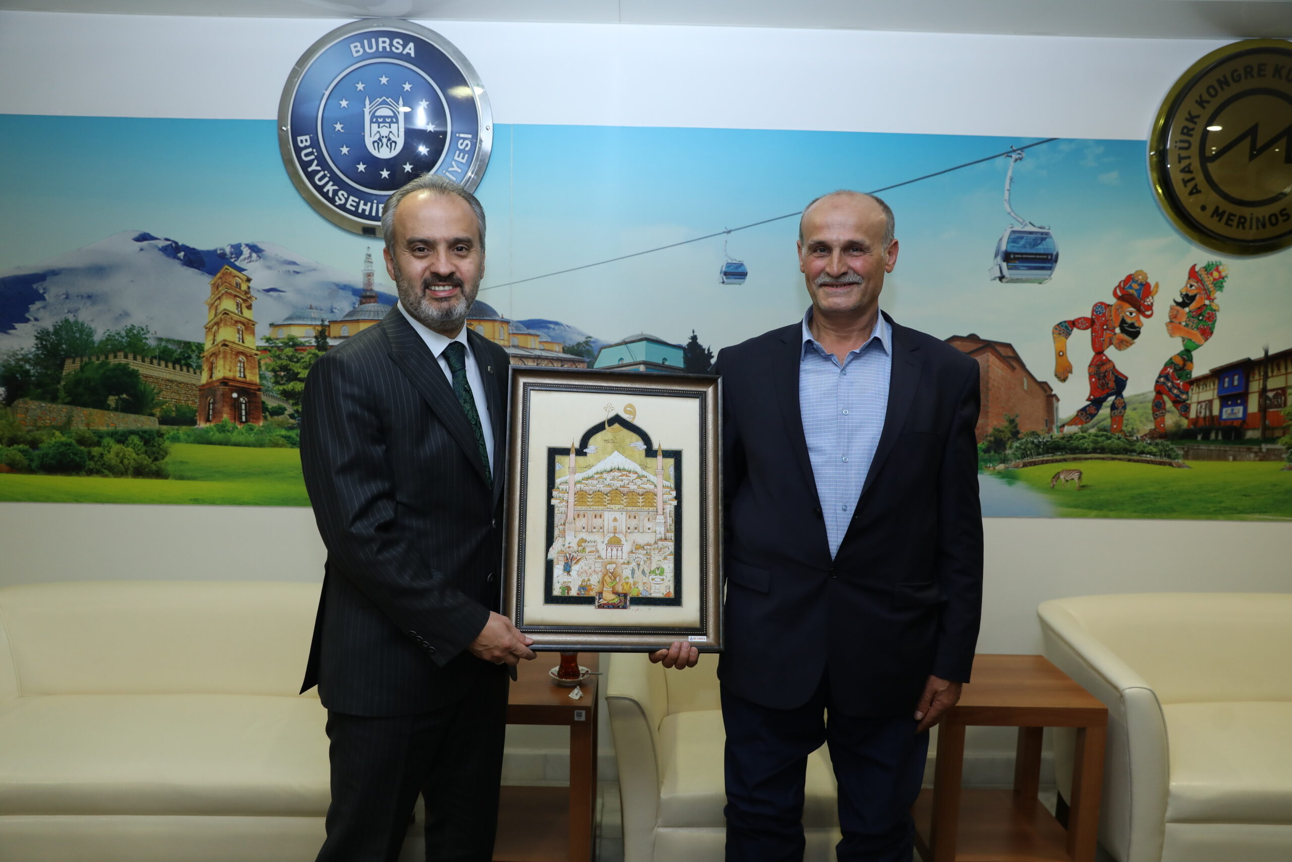 Aktaş: “Şehitlerimizin yakınları baş tacımız”