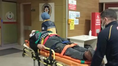 Bursa’da servis aracı inşaat temeline uçtu