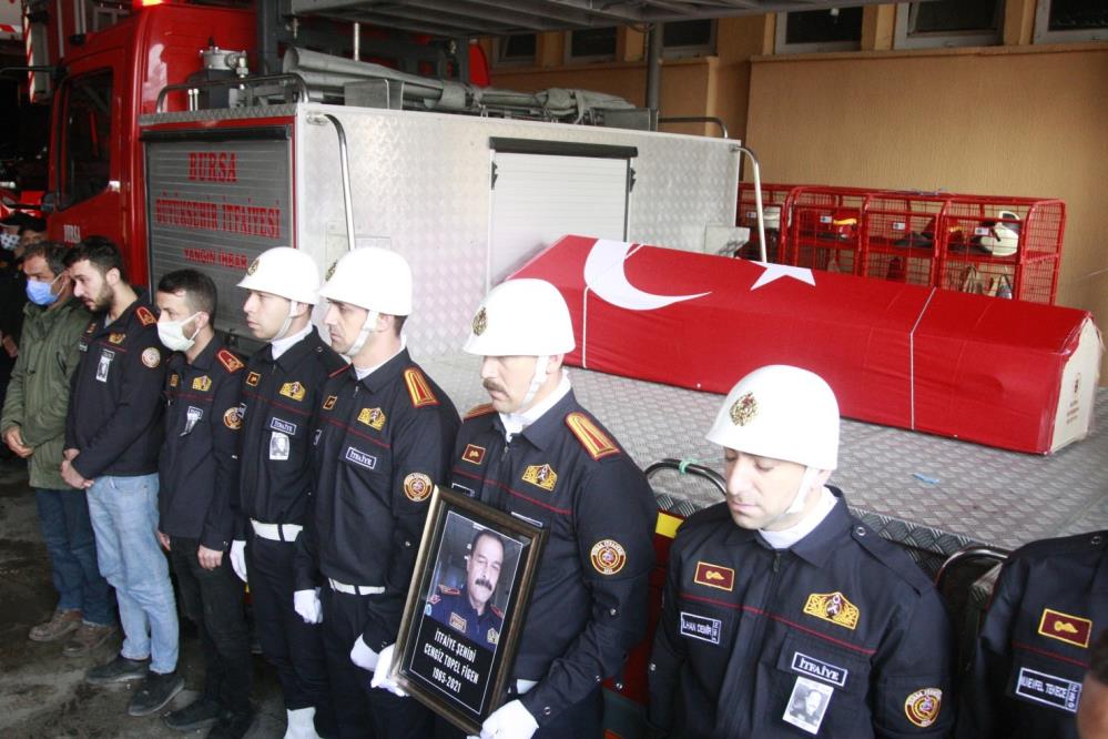 Bursa’da şehit itfaiyeciye son görev
