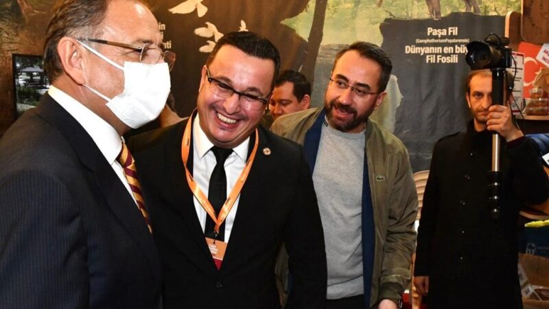 ‘Ajanslara milyonlarca dolar, bolca da havada yalanlar uçuşuyor’ AK Parti Genel Başkan Yardımcısı ve Yerel Yönetimler Başkanı Mehmet