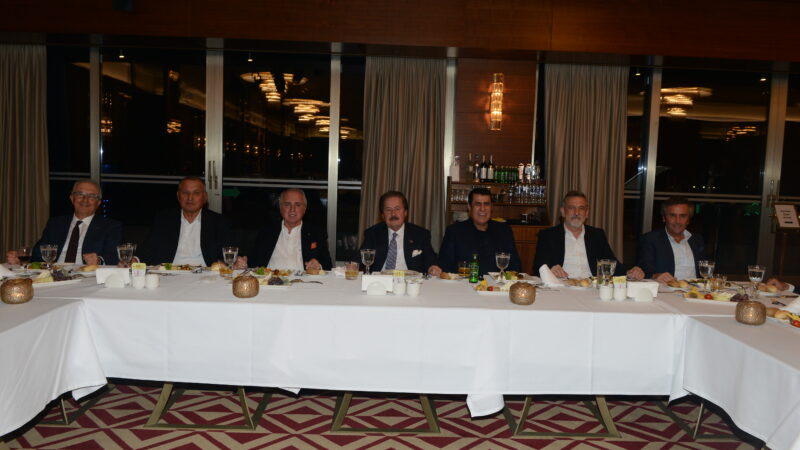 Devlet eski Bakanı Cavit Çağlar, pandemi döneminde ayrı kaldığı Bursalı