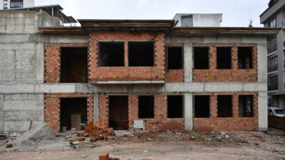 Elmasbahçeler Hizmet Binası yükseliyor