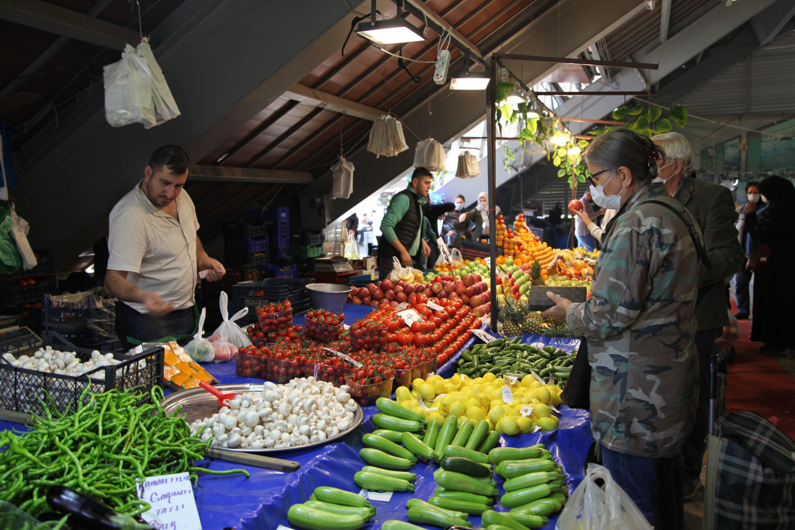 Bursa’da çarşı pazar alev aldı! İşte son fiyatlar…