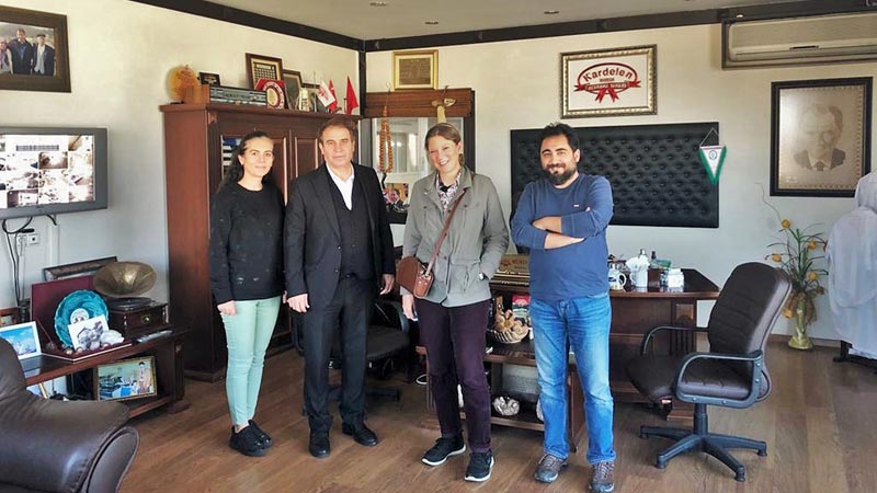 Financial Times yazarından Kardelen Kestane Şekeri üretim tesisine ziyaret Financial Times yazarından Kardelen Kestane Şekeri üretim tesisine ziyaret