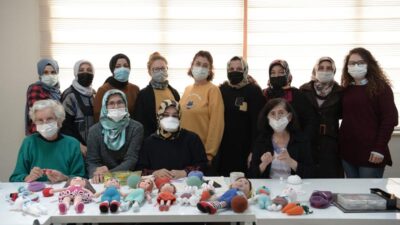 OSMEK kursiyerlerinden organik oyuncaklar