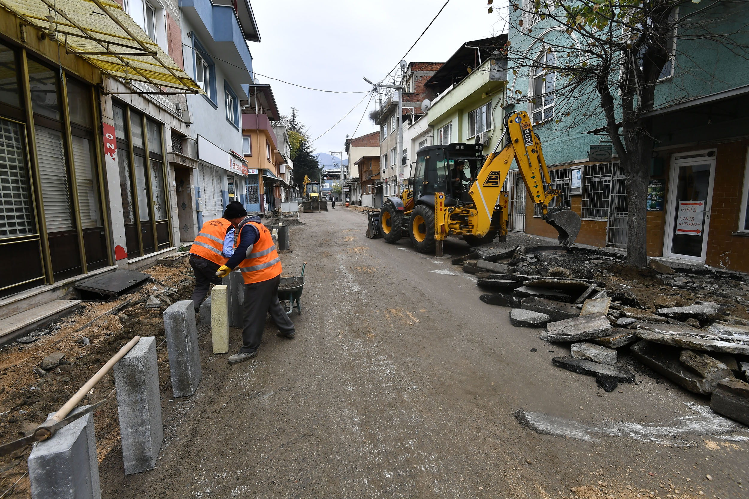 Bursa’da ulaşım yatırımları hız kesmiyor