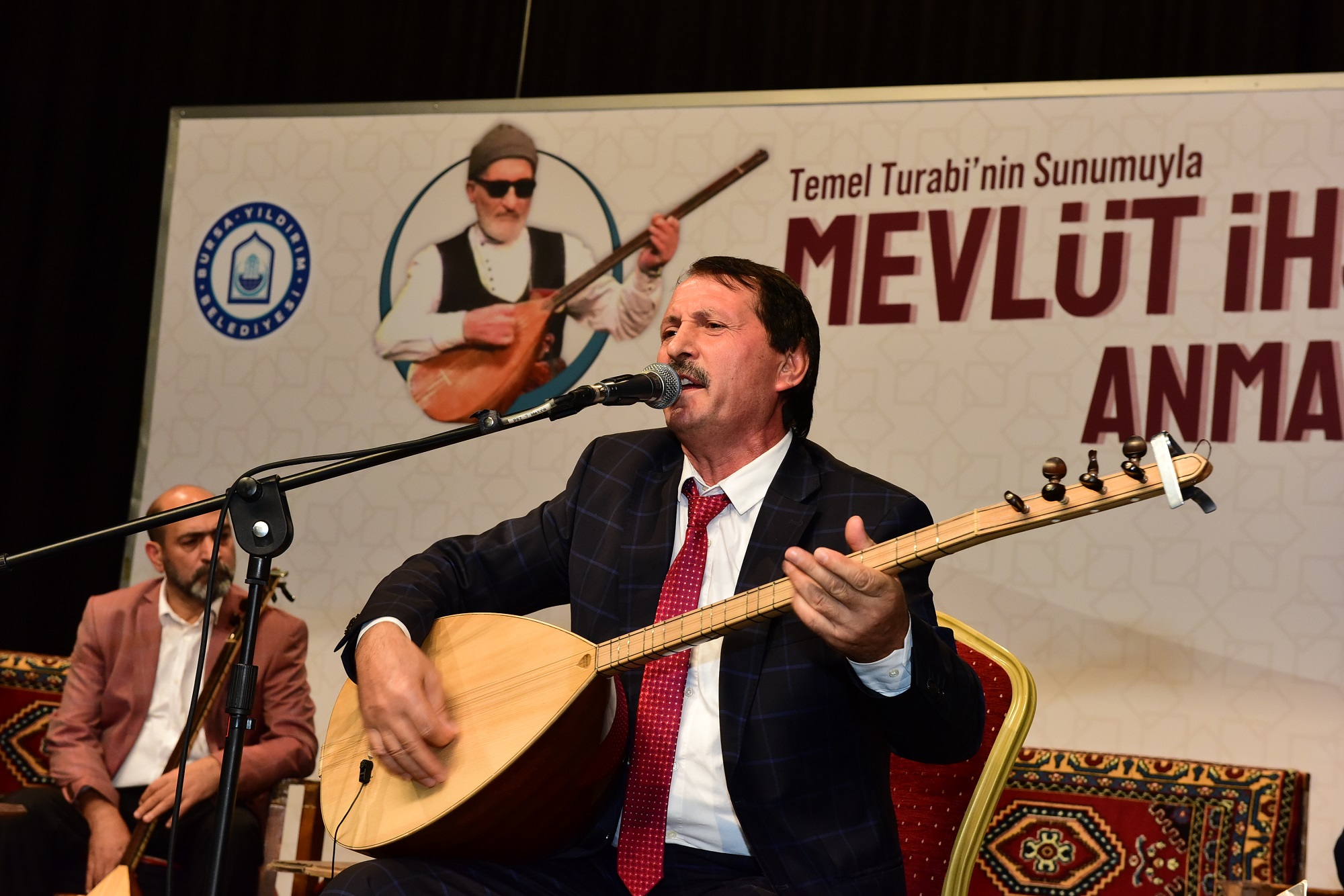 ‘Aşık Mevlüt İhsani’ye vefa