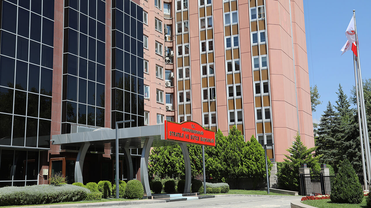 Strateji ve bütçe uzman yardımcısı alınacak…