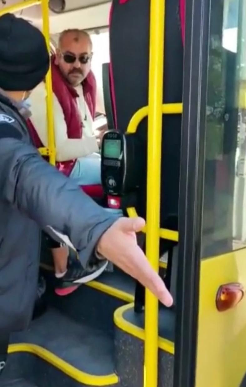 Bursa’da engelli bir kişi özel halk otobüsüne alınmadı