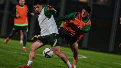 Bursaspor 4 eksikle İstanbulspor maçı hazırlıklarına devam etti