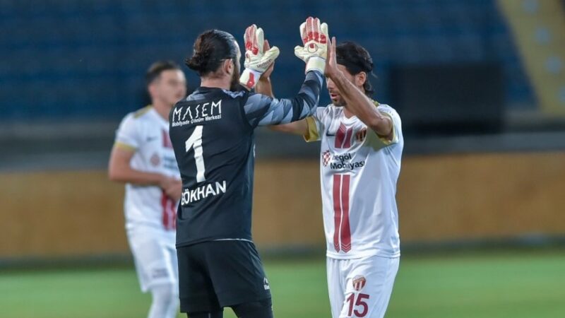 2.Lig Kırmızı Grup'taki Bursa ekibi, evinde Sarıyer'i de tek golle