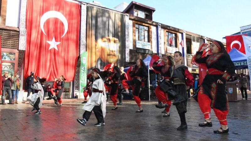 İznik’in kurtuluşunun 101’inci yıl dönümü kutlandı Bursa’nın İznik ilçesinin 28 Kasım düşman işgalinden kurtuluşunun 101’inci yıl