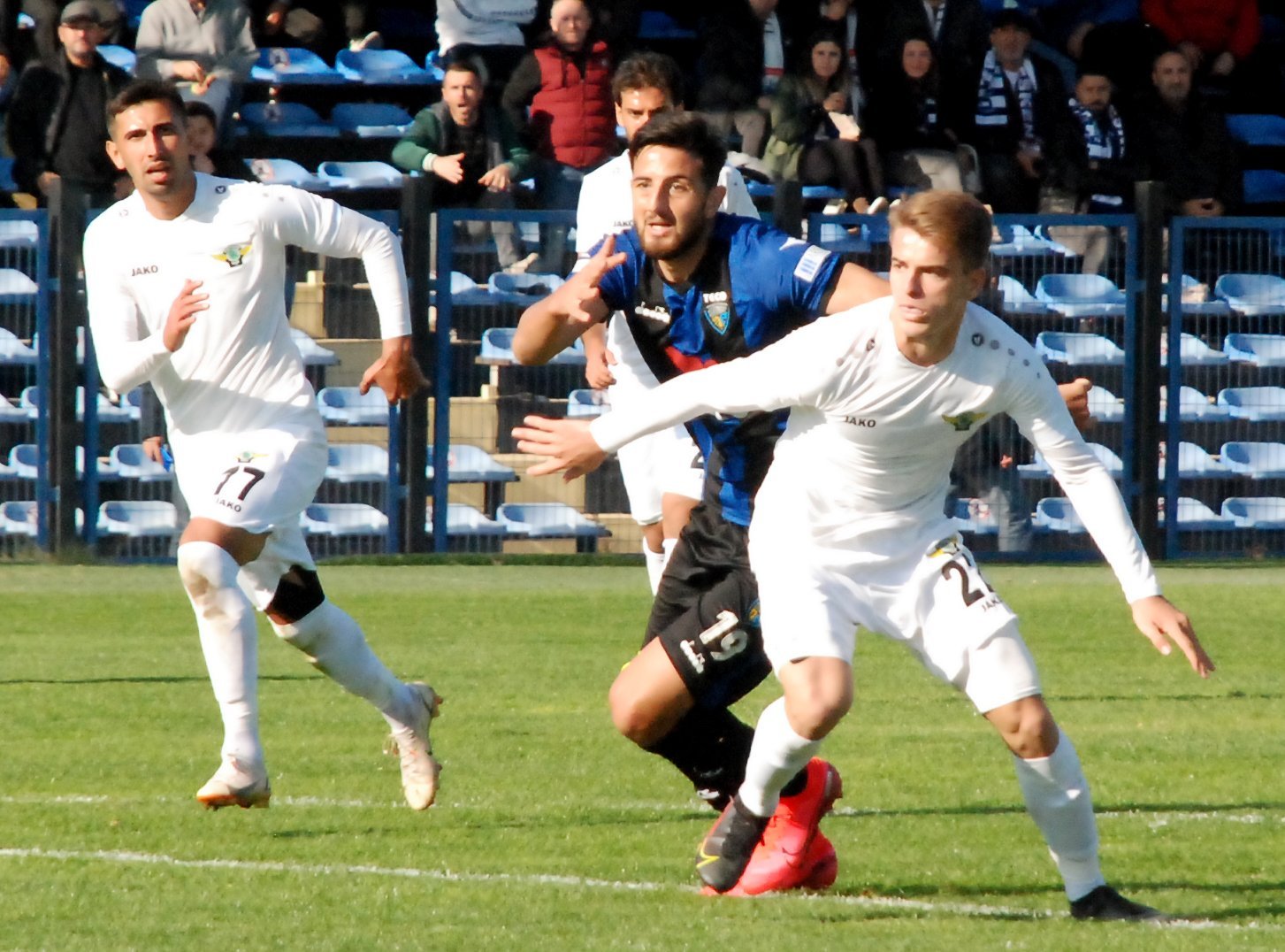 2.Lig’deki Bursa ekibi lidere direnemedi!