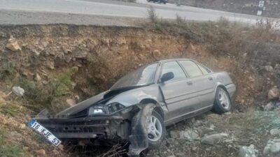 Bursa’da bu araçtan sağ çıktı! Şarampole yuvarlandı…