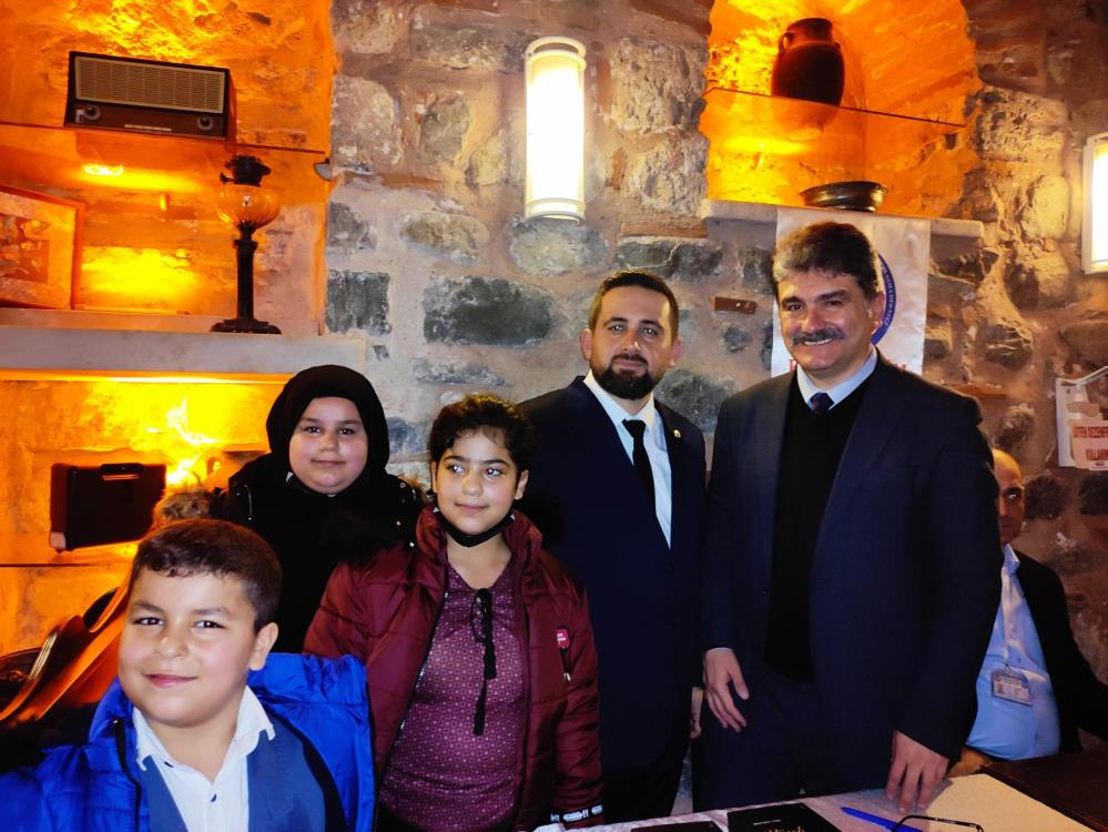 Bursa’da 300 çocuğun yüzünü güldüren imza…