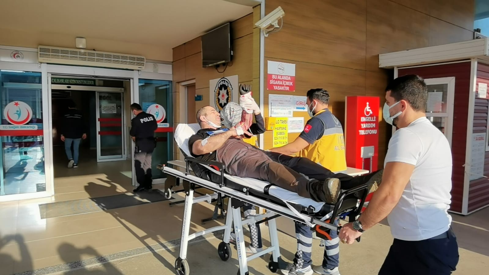 Bursa’da feci kaza! Kolunu makineye kaptırdı