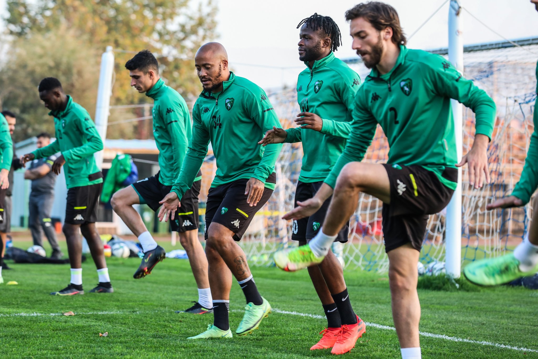 Bursaspor’un rakibinde gergin bekleyiş! Başkan OLAY’a konuştu…