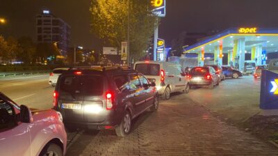 Bursa’da zam kuyruğu! 1 TL daha ucuz almak…