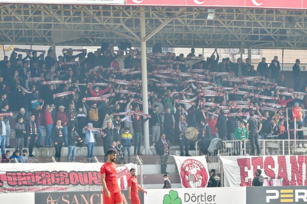 2.Lig’deki Bursa ekibinden büyük tepki! Çocukların günahı ne?