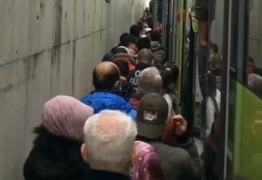 Bursa’da metro arızası yaşandı…