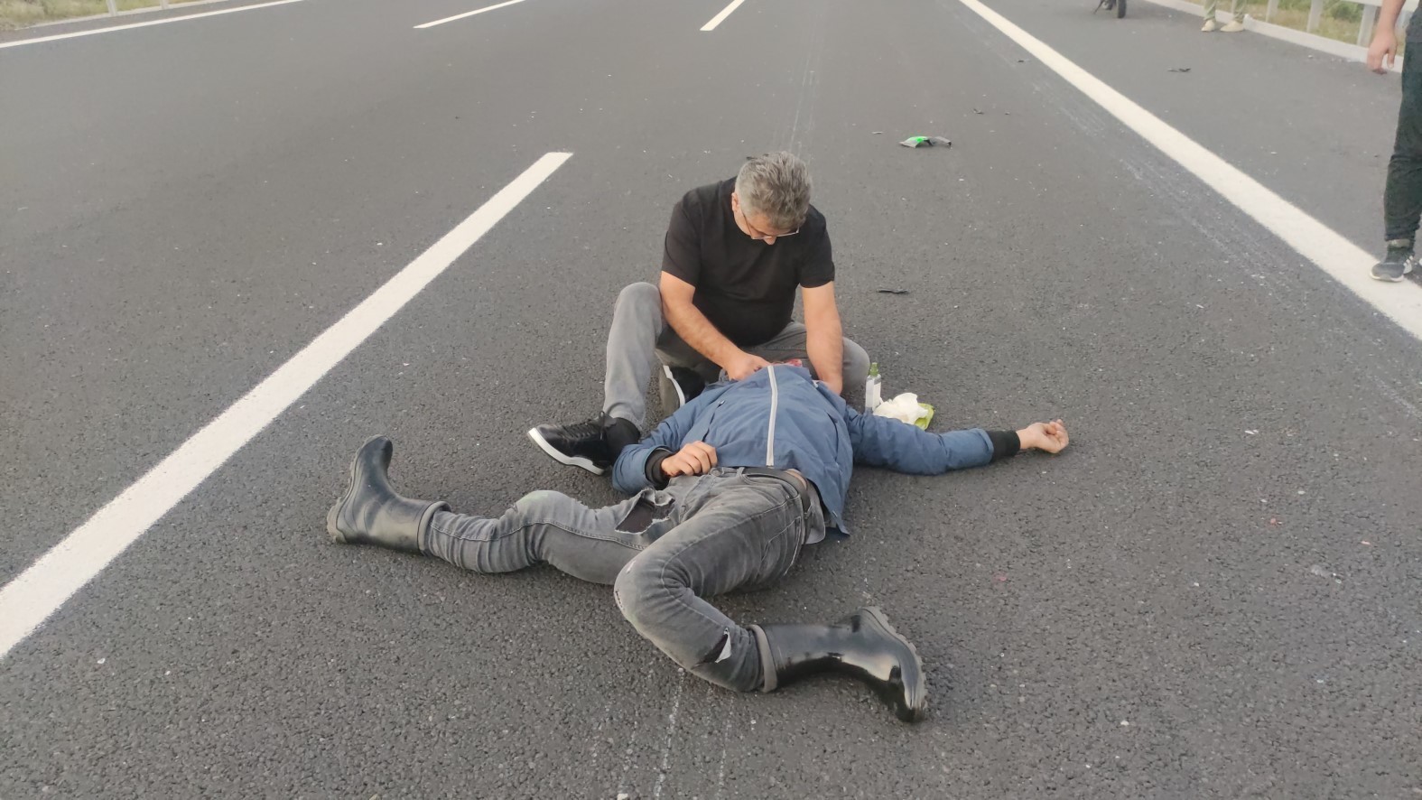 Motosiklet grubunu kahreden kaza