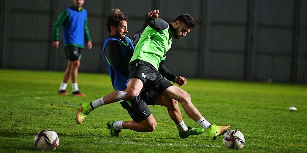 Bursaspor günü çift idmanla tamamladı Bursaspor günü çift idmanla tamamladı