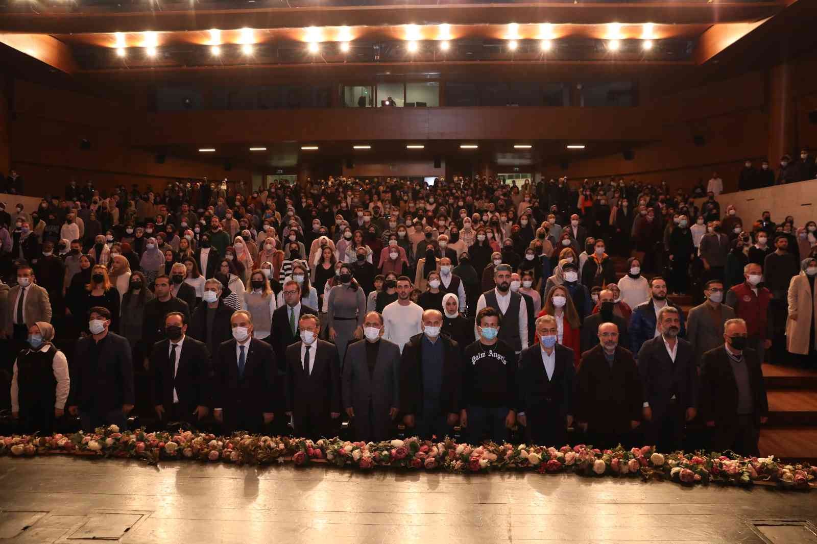 Şehit öğretmenler Bursa’da anıldı