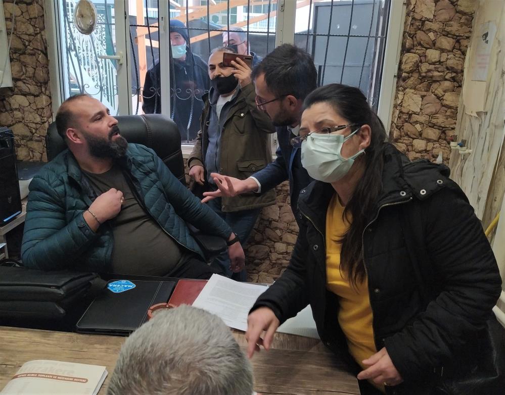 Bursa’nın dev sitesinde neler oluyor? Başkanın odasını bastılar!