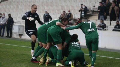 Bursaspor’un dönüm maçı! Başkent’teki kritik mücadele saat kaçta hangi kanalda?