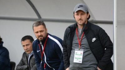 Bursaspor’un eski hocası 1.Lig’e imza attı! İşte yeni takımı…