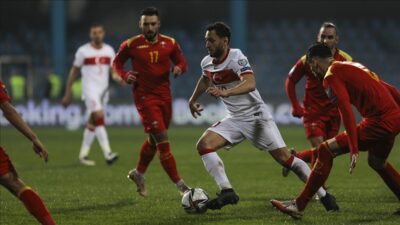 Çalhanoğlu: Kazandığımız ve play-off etabına kaldığımız için çok mutluyuz
