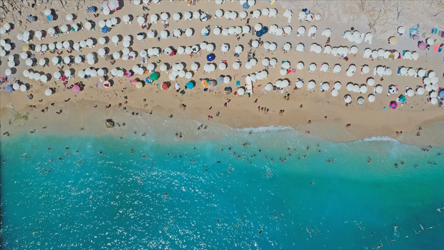 Antalya 10 ayda 8,5 milyondan fazla turist çekti
