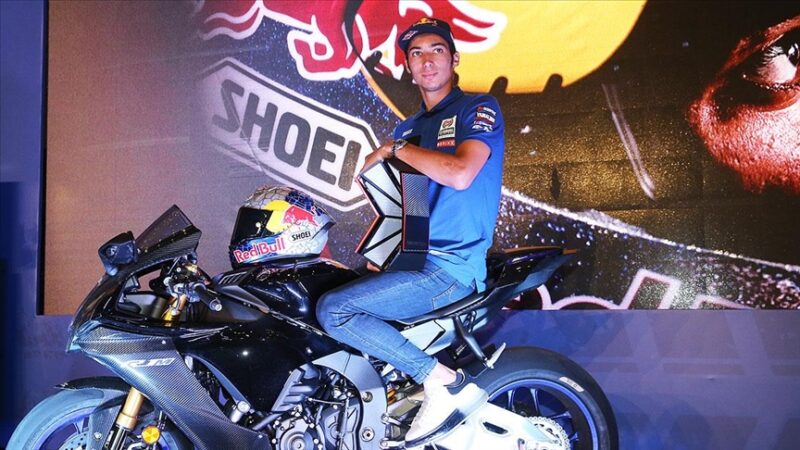 Dünya Superbike Şampiyonası tarihinde şampiyonluk yaşayan ilk Türk sporcu Toprak