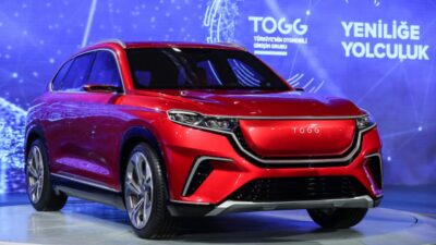 Heyecanlandıran haberi üst yönetici verdi! 3 oyun firması yerli otomobil için devrede