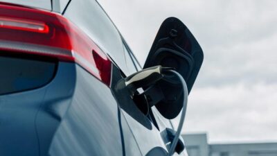 Otomobil devinden büyük yatırım!